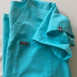 Figs Catarina one pocket scrub top